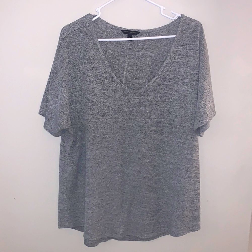 COPY - Banana Republic XL Short Sleeve V neck